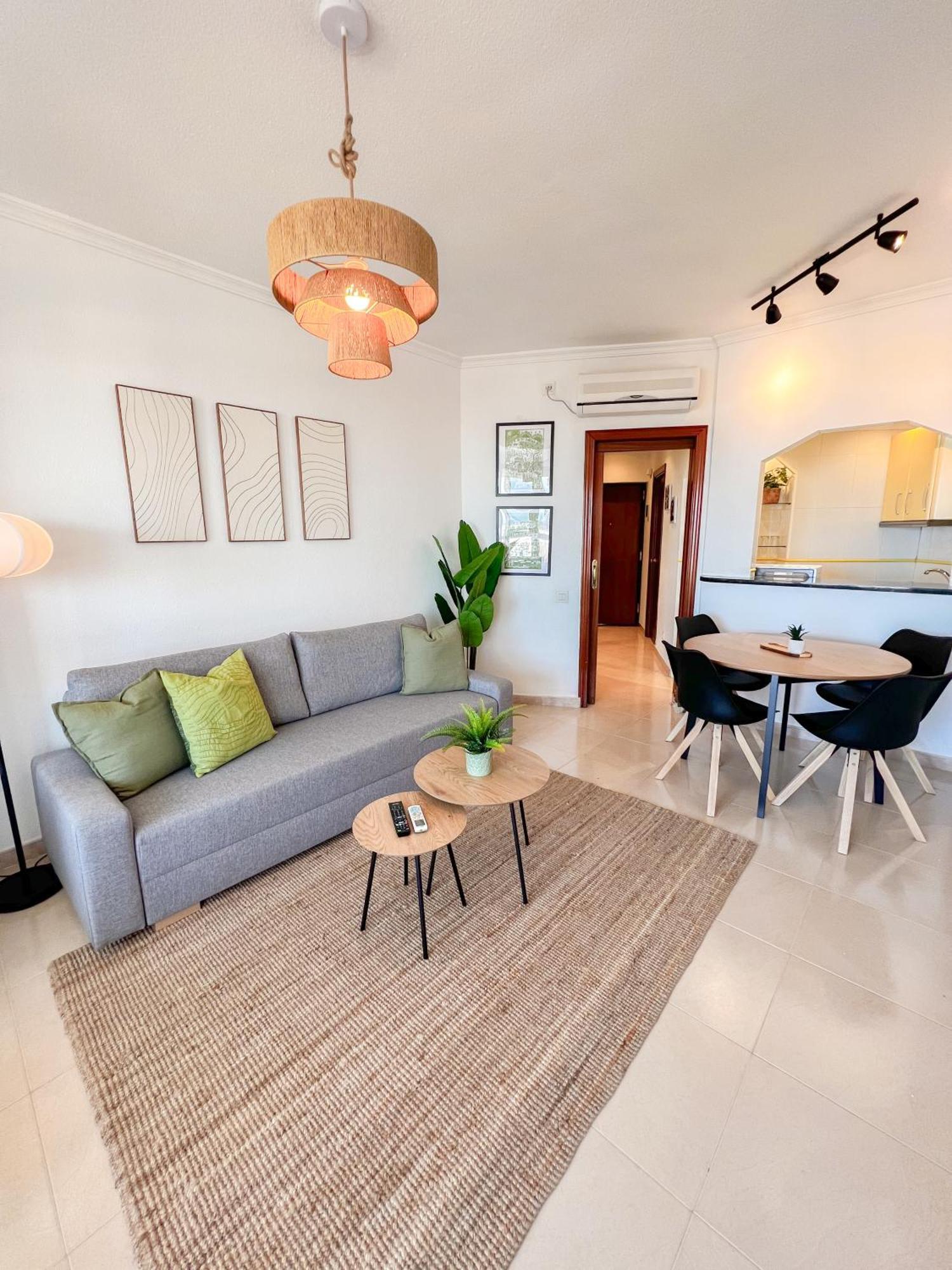Cozy Flat With Sea Views La Torre Apartment Торемолинос Екстериор снимка