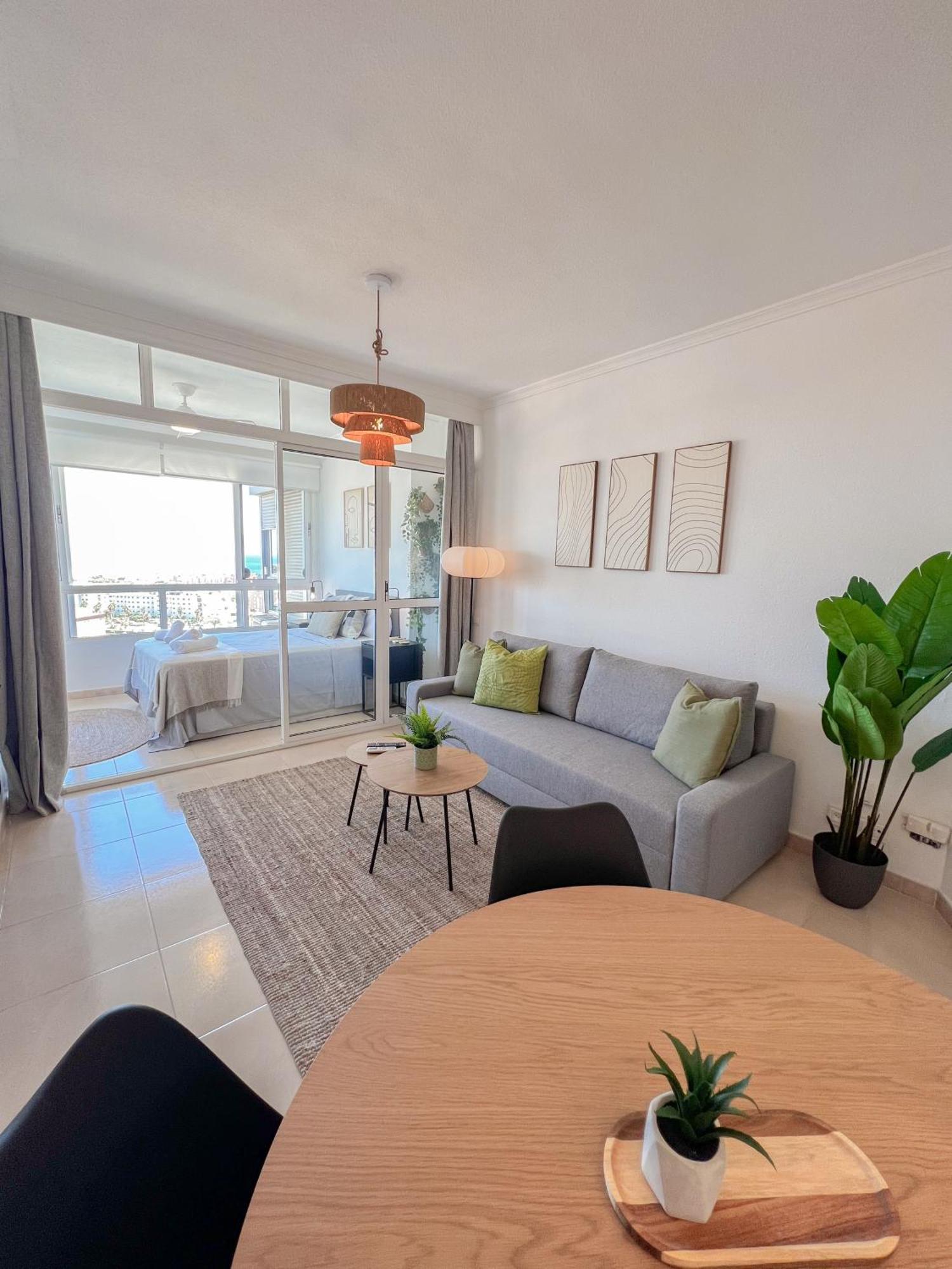 Cozy Flat With Sea Views La Torre Apartment Торемолинос Екстериор снимка